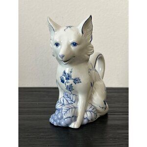 VTG 1986 Fox-Shaped Porcelain Creamer Blue/White Franklin Mint Country Friends